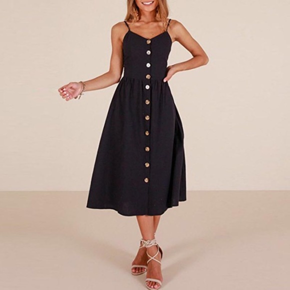 Beautiful button down design midi dress - Picture 2 of 8